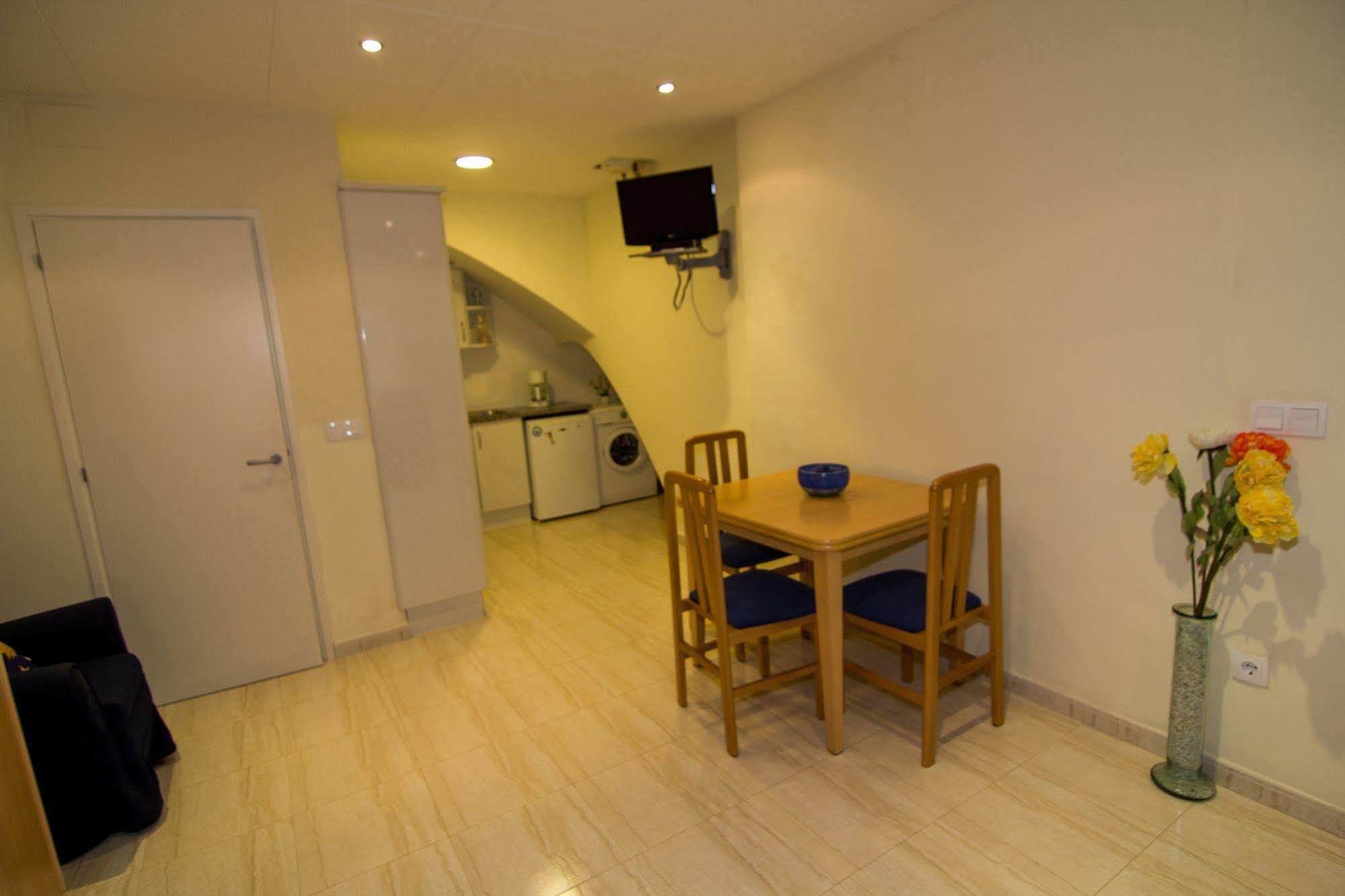 Ferienwohnung Agi Sant Antoni Roses Exterior foto