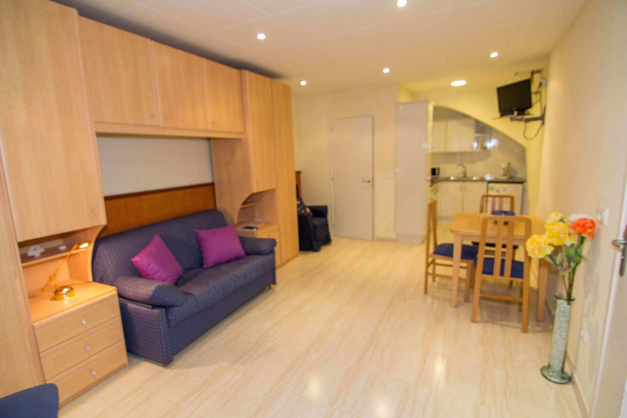 Ferienwohnung Agi Sant Antoni Roses Exterior foto
